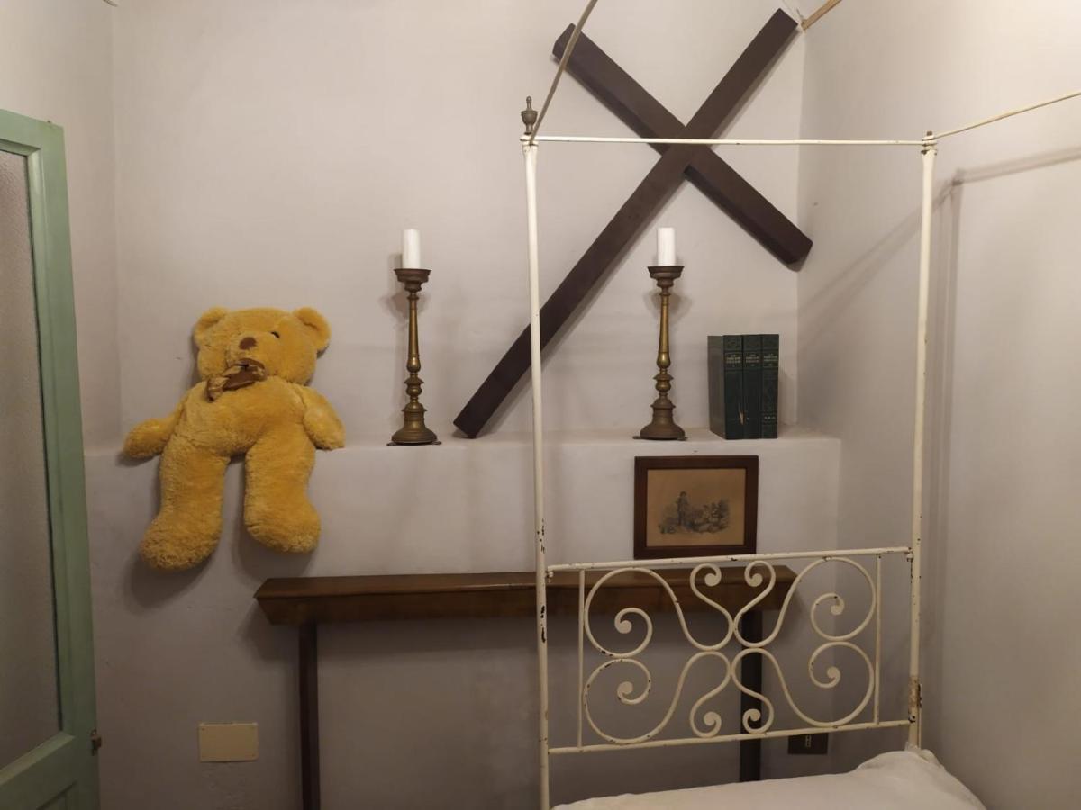 ラーリ Borgo Anticoヴィラ エクステリア 写真
