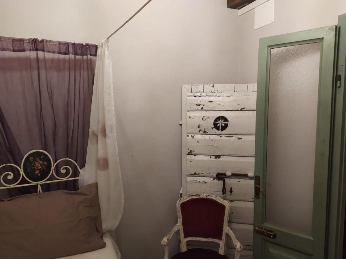 ラーリ Borgo Anticoヴィラ エクステリア 写真